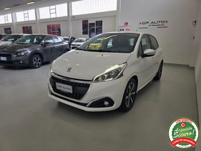 Peugeot 208 100 5 porte Allure usata