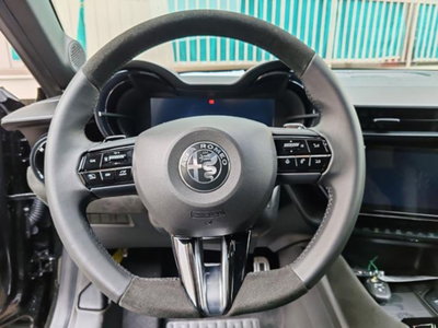 Alfa Romeo Junior elettrica Speciale 156cv (10)