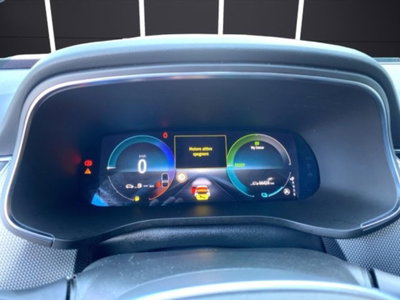 Renault Arkana E-Tech 145 CV Intens (11)