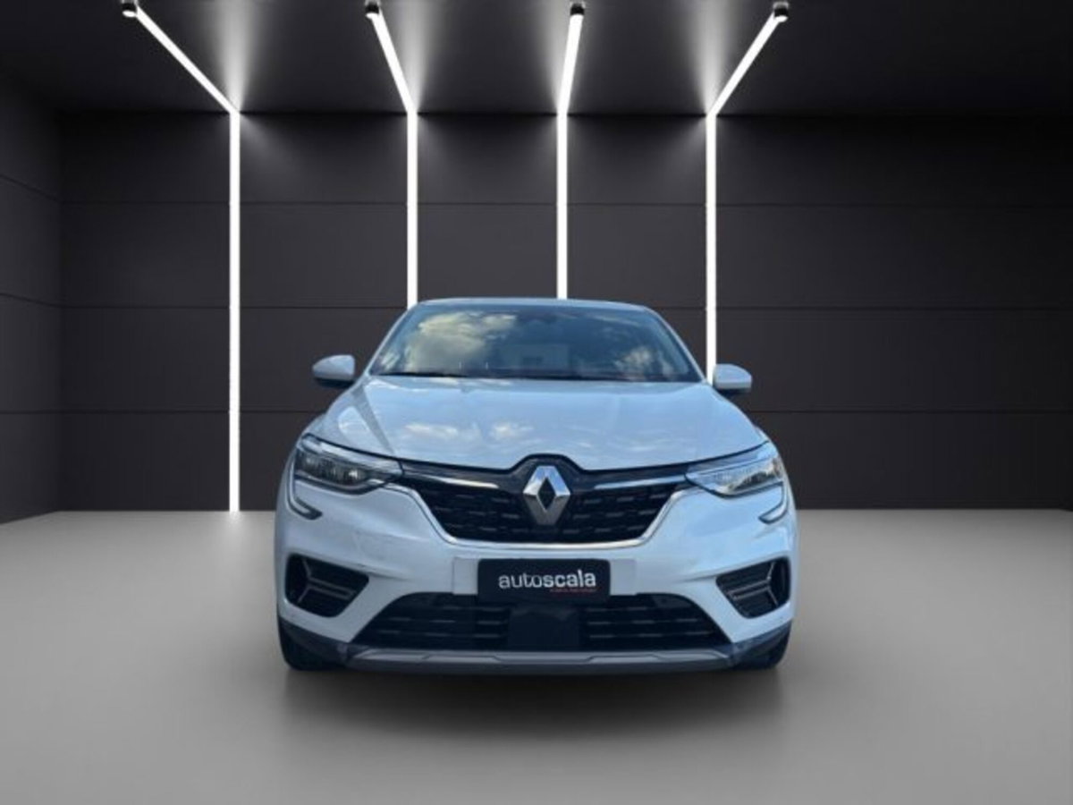 Renault Arkana E-Tech 145 CV Intens (8)