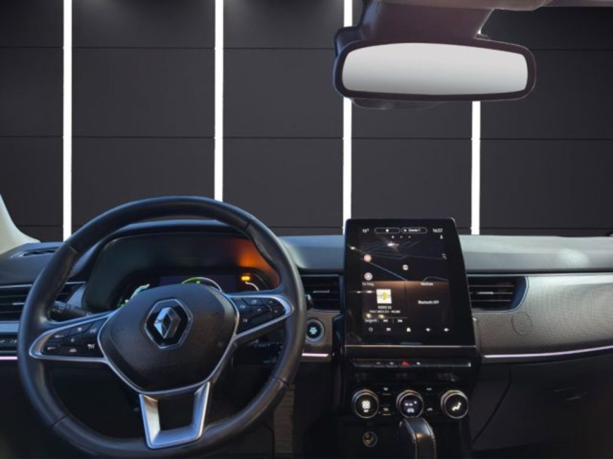 Renault Arkana E-Tech 145 CV Intens (10)