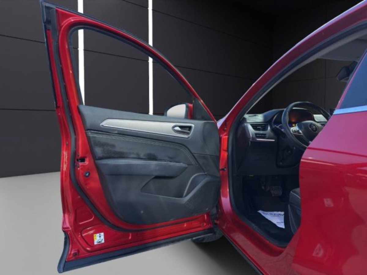 Renault Arkana E-Tech 145 CV Intens (12)