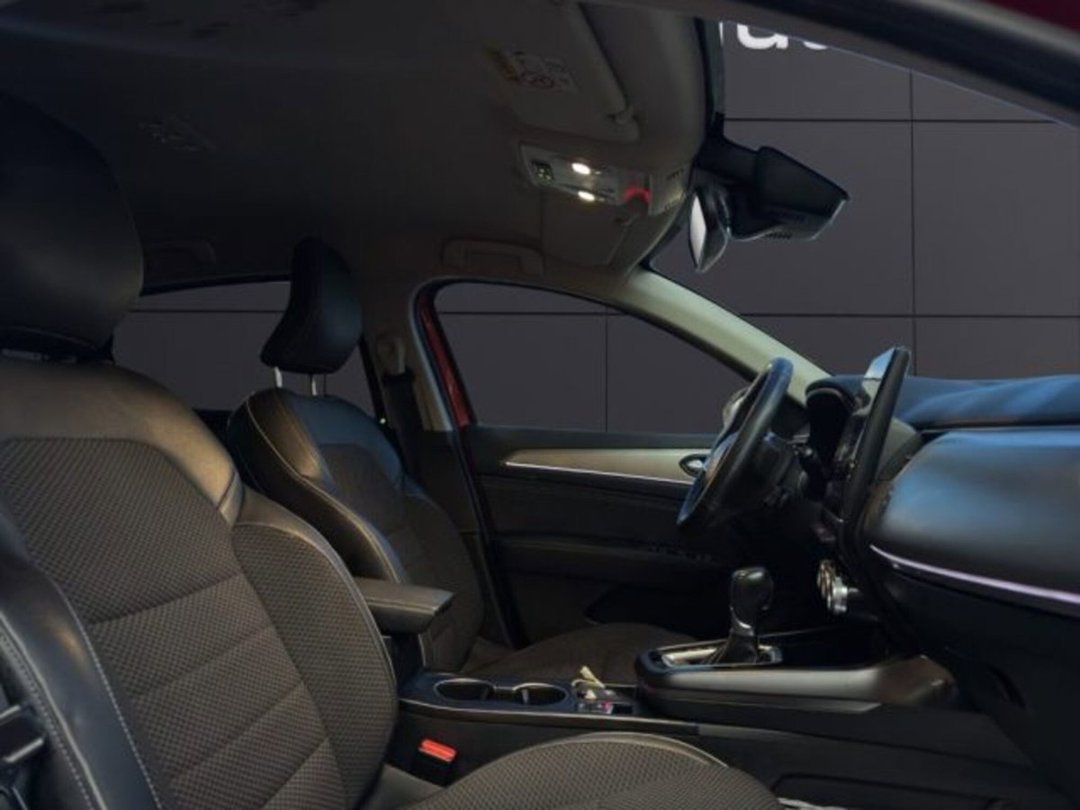 Renault Arkana E-Tech 145 CV Intens (18)
