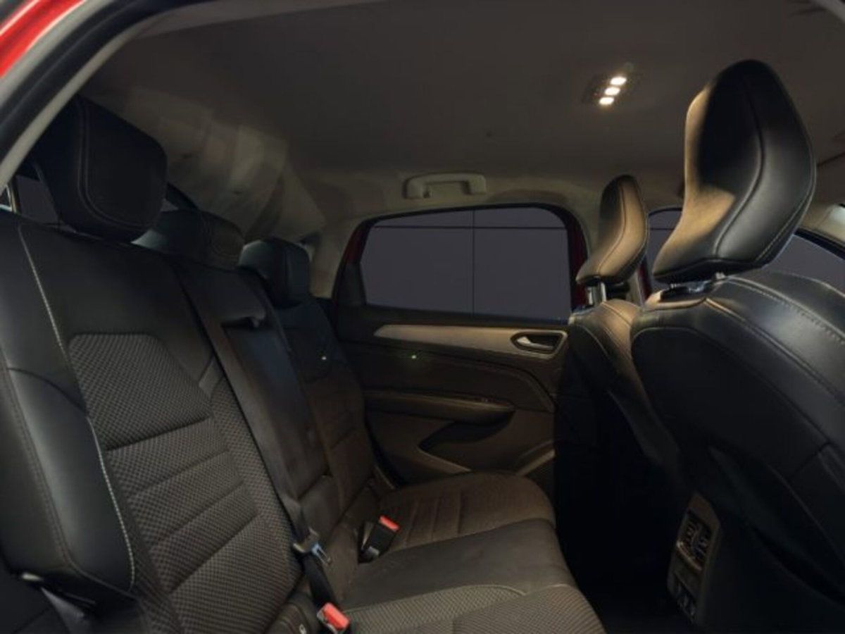 Renault Arkana E-Tech 145 CV Intens (19)