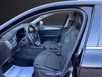 Renault Arkana E-Tech 145 CV Intens (8)