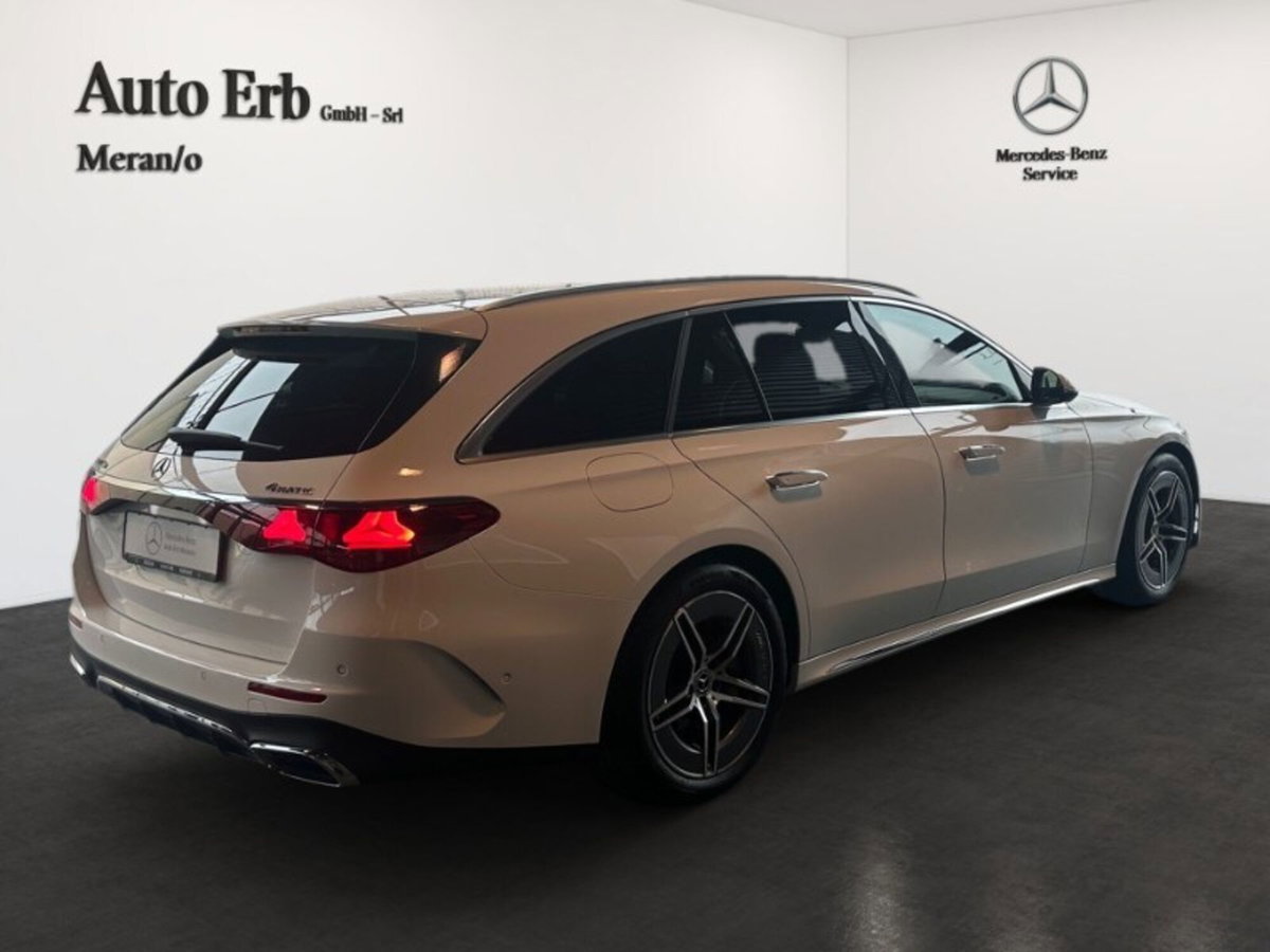 Mercedes-Benz Classe E Station Wagon 220 d AMG Line Premium Plus 4matic auto (3)