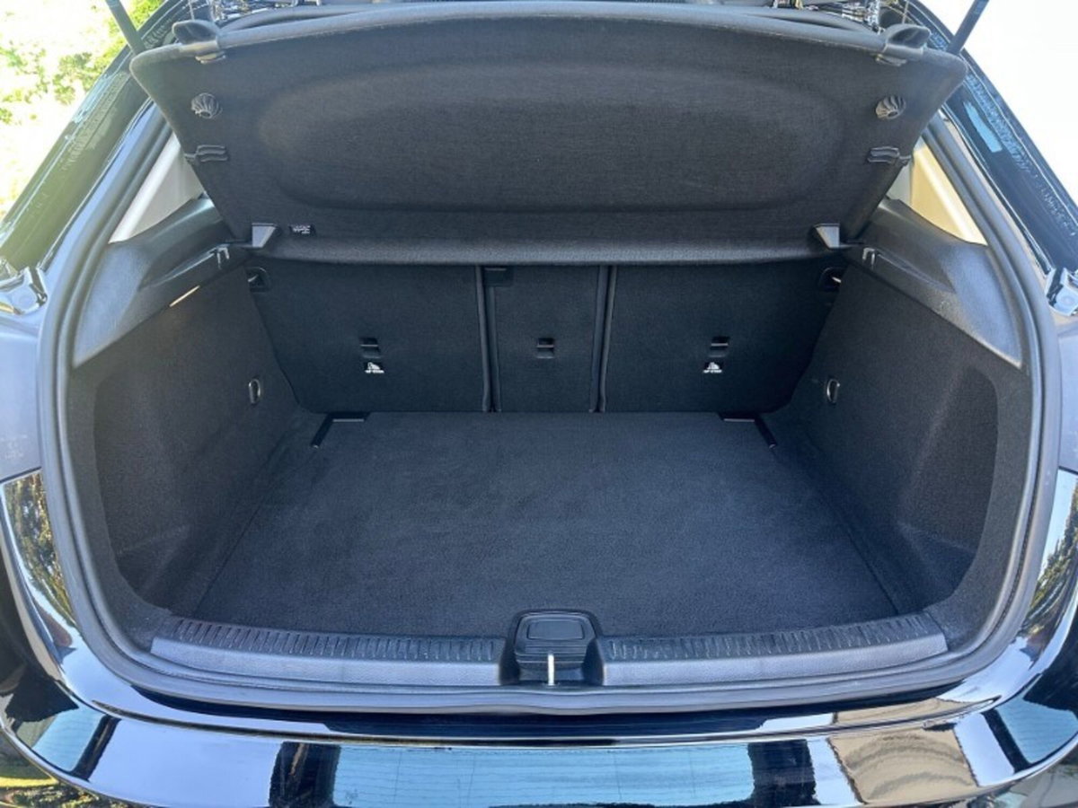 Mercedes-Benz Classe A Sedan 200 d Progressive Advanced Plus auto (12)
