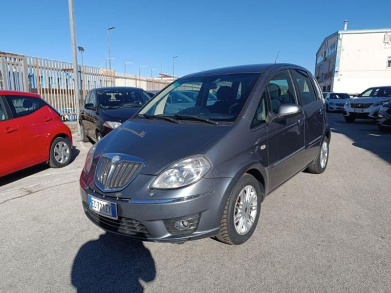 Lancia Musa 1.3 Mjt 16V 95 CV DPF Oro