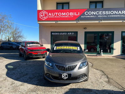 Lancia Ypsilon 1.0 FireFly 5 porte S&S Hybrid Ecochic Gold usata