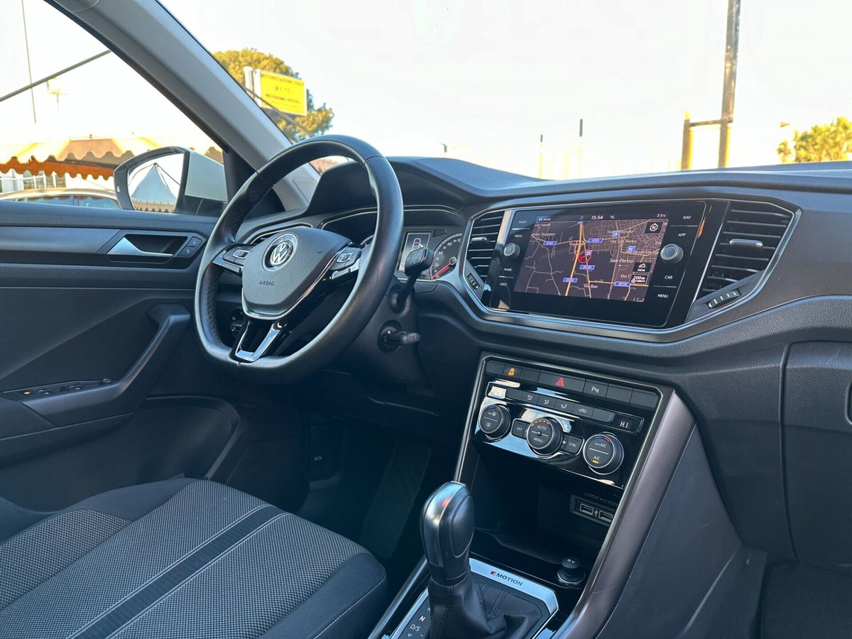 Volkswagen T-Roc 2.0 TDI SCR 150 CV DSG 4MOTION Business BlueMot. Tech. (17)