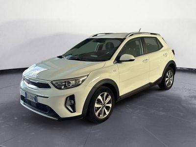 Kia Stonic 1.0 T-GDi 100 CV MHEV iMT Style usata