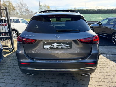 Mercedes-Benz GLA SUV 250 Automatic 4Matic Premium (5)