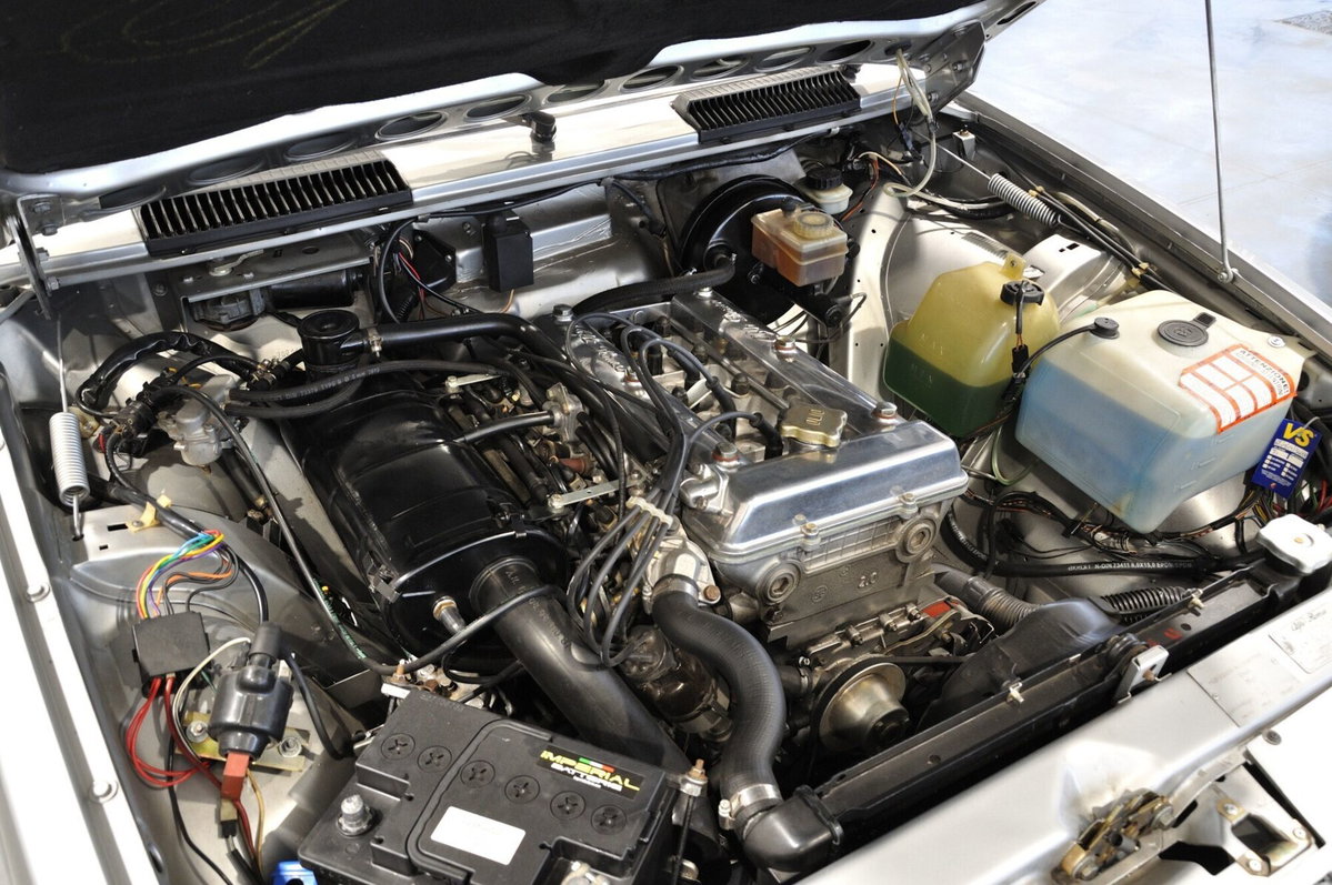 Alfa Romeo Alfetta 2.0i CEM (6)