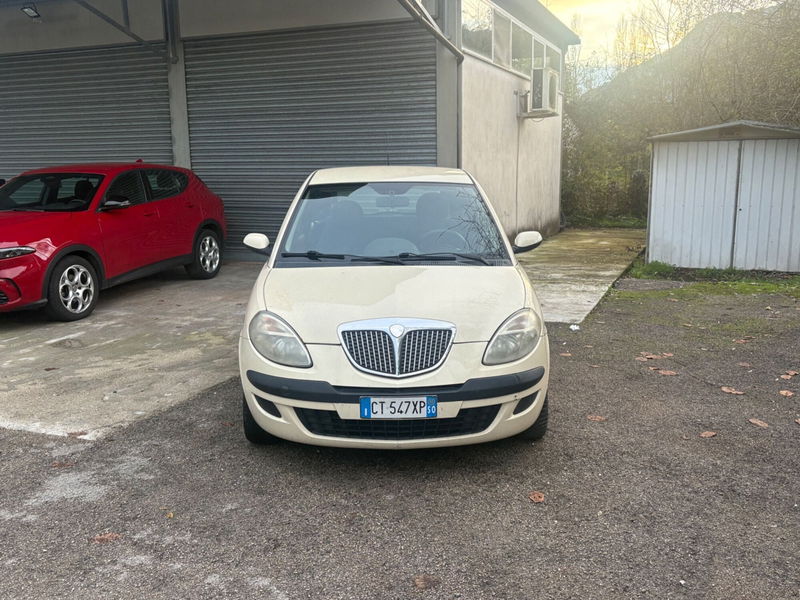 Lancia Ypsilon 1.2 New Oro