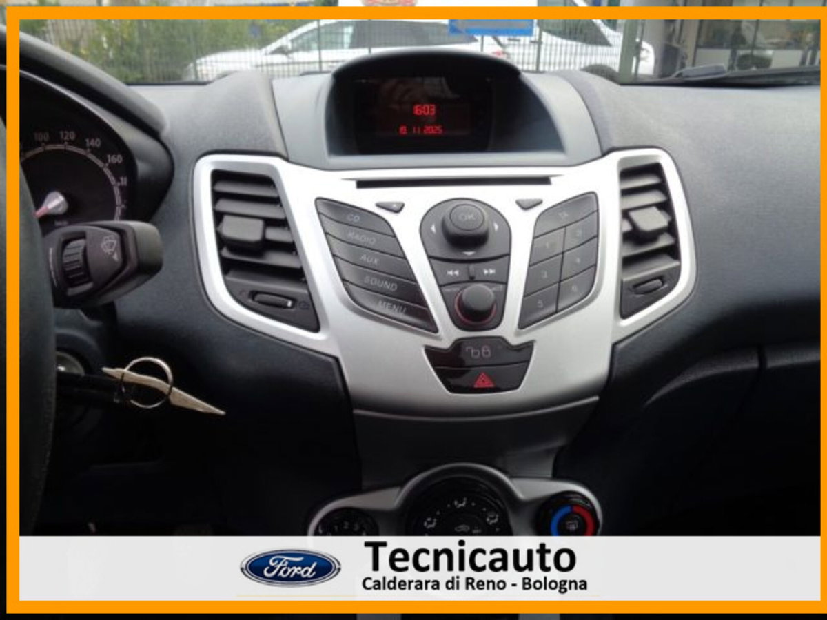 Ford Fiesta Ikon 1.4 5 porte Bz.- GPL (14)