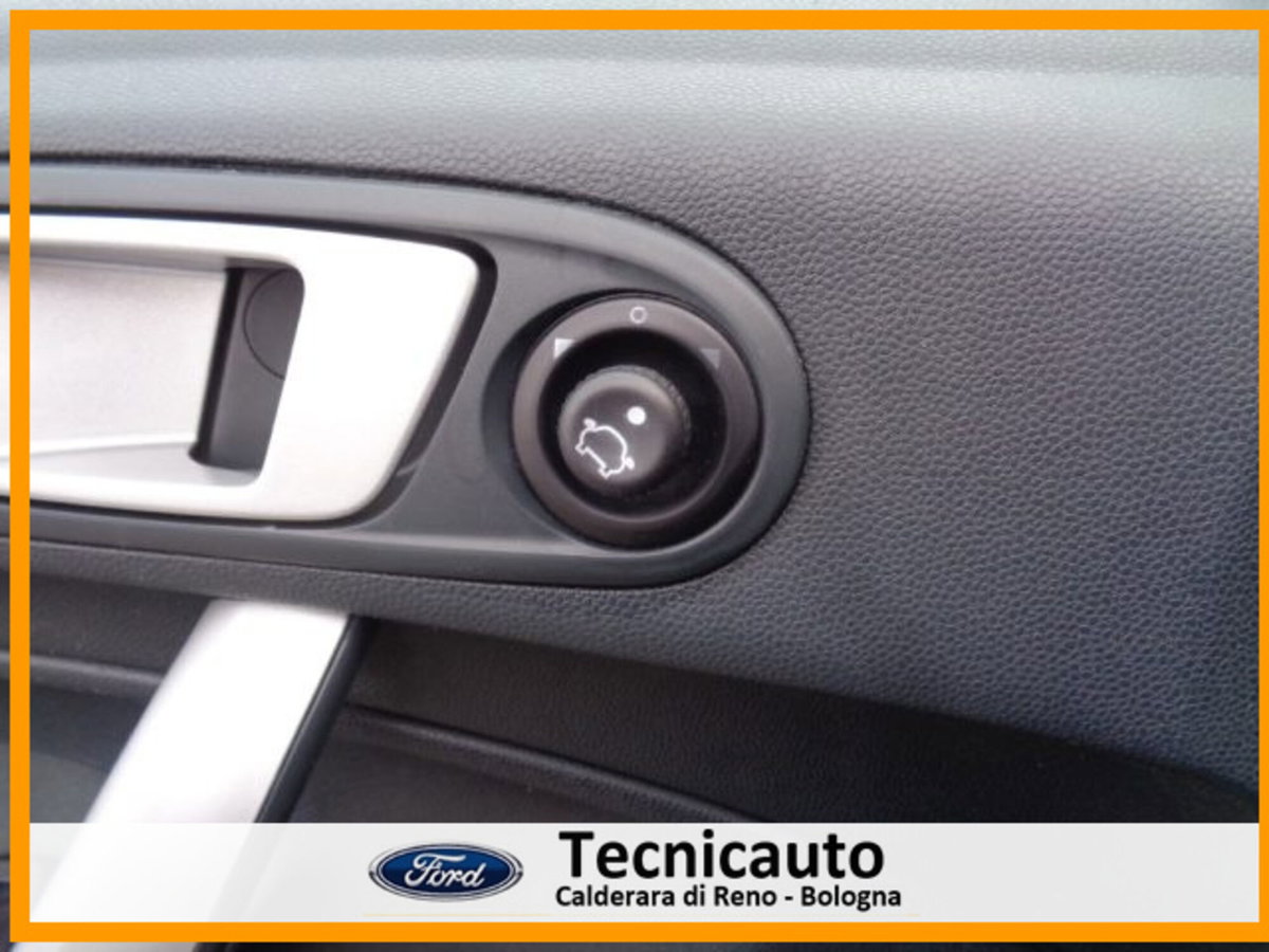 Ford Fiesta Ikon 1.4 5 porte Bz.- GPL (16)