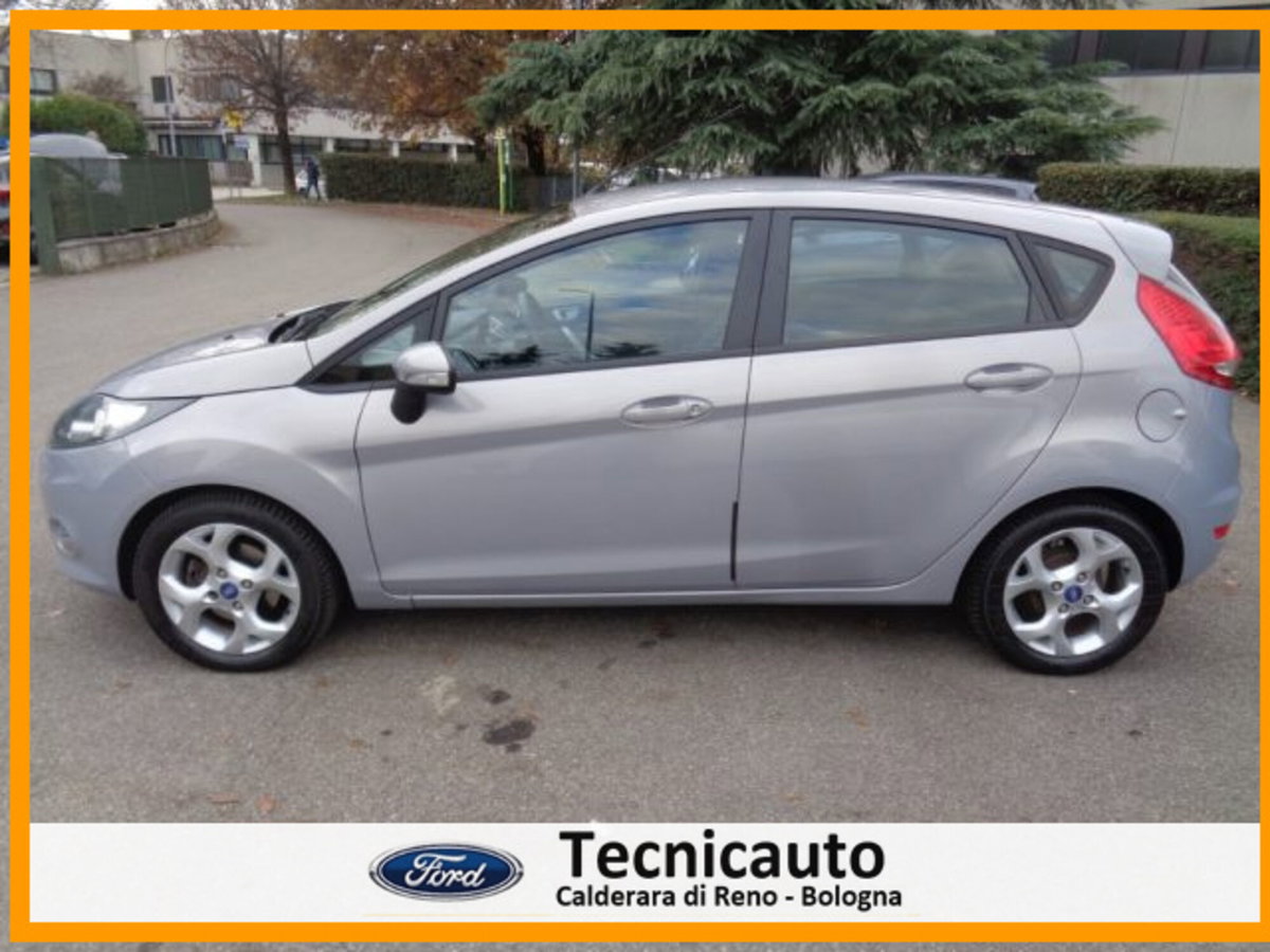 Ford Fiesta Ikon 1.4 5 porte Bz.- GPL (4)