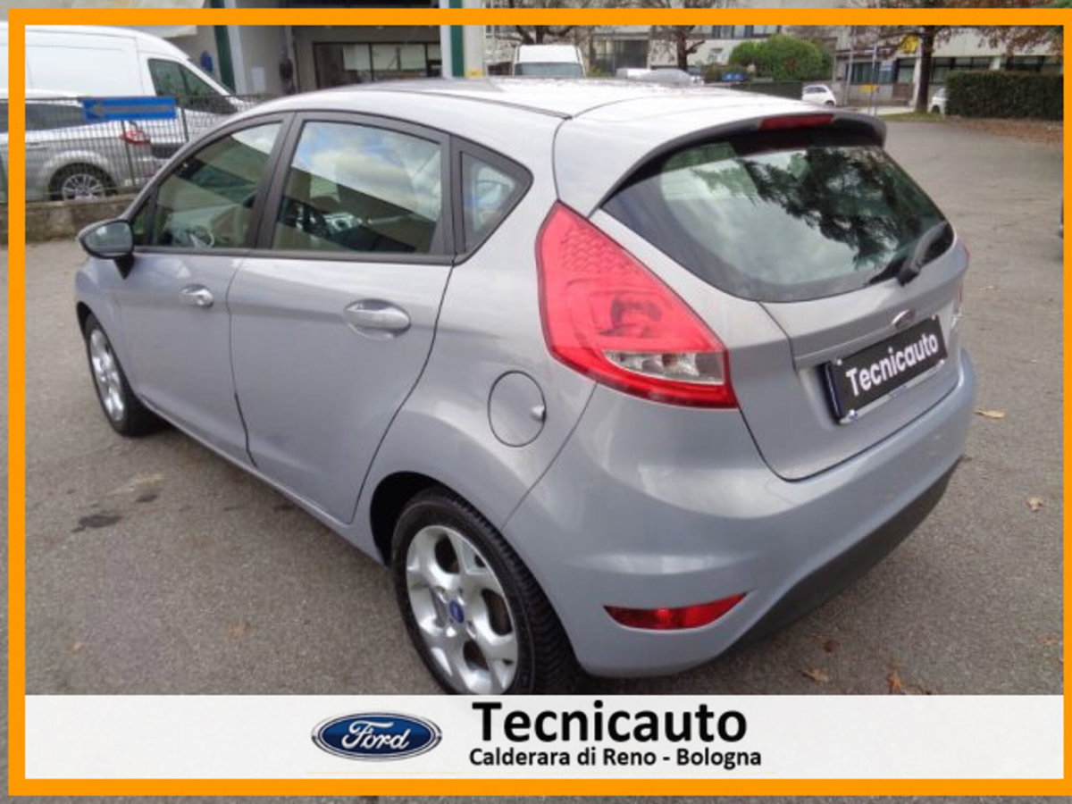 Ford Fiesta Ikon 1.4 5 porte Bz.- GPL (5)