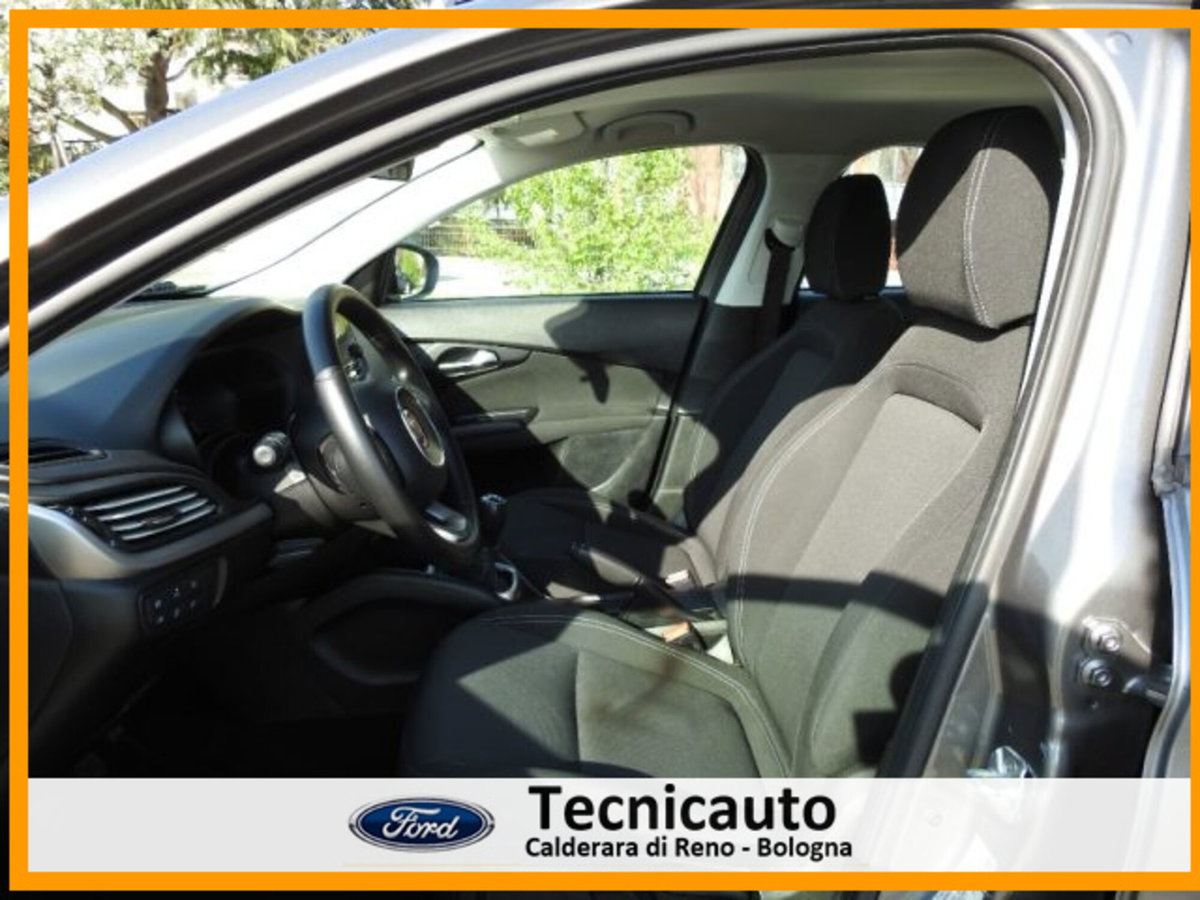 Fiat Tipo Station Wagon Tipo 1.3 Mjt S&S SW Lounge (10)