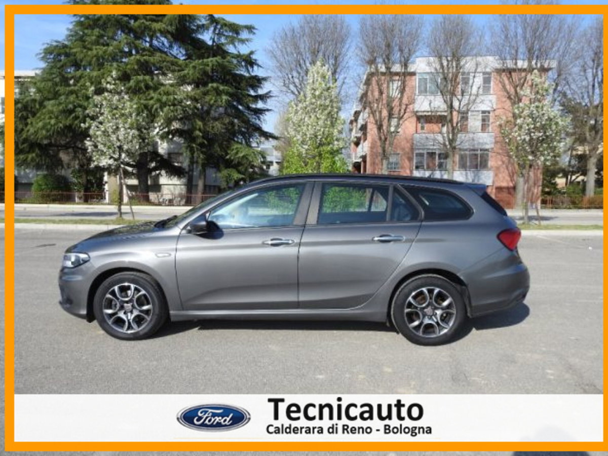 Fiat Tipo Station Wagon Tipo 1.3 Mjt S&S SW Lounge (4)