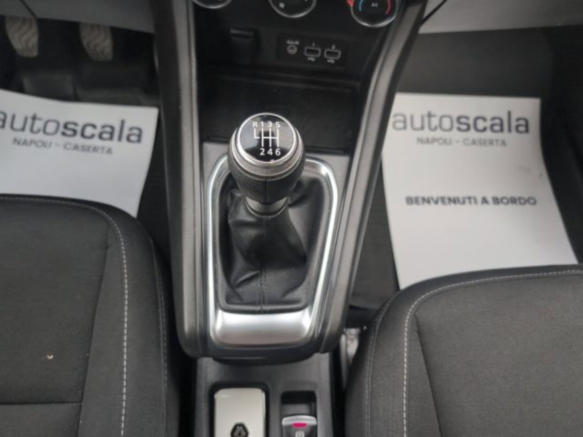 Renault Captur Blue dCi 115 CV EDC Intens (15)