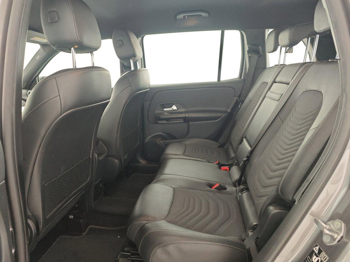 Mercedes-Benz GLB 200 d Automatic 4Matic Sport (11)