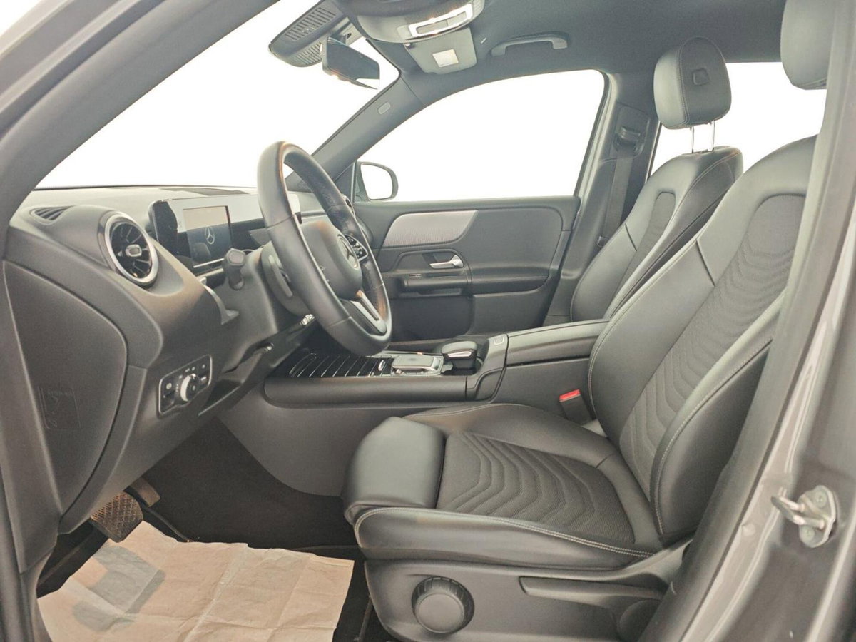 Mercedes-Benz GLB 200 d Automatic 4Matic Sport (9)