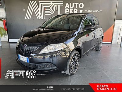 Lancia Ypsilon 1.0 FireFly 5 porte S&S Hybrid Silver Plus usata