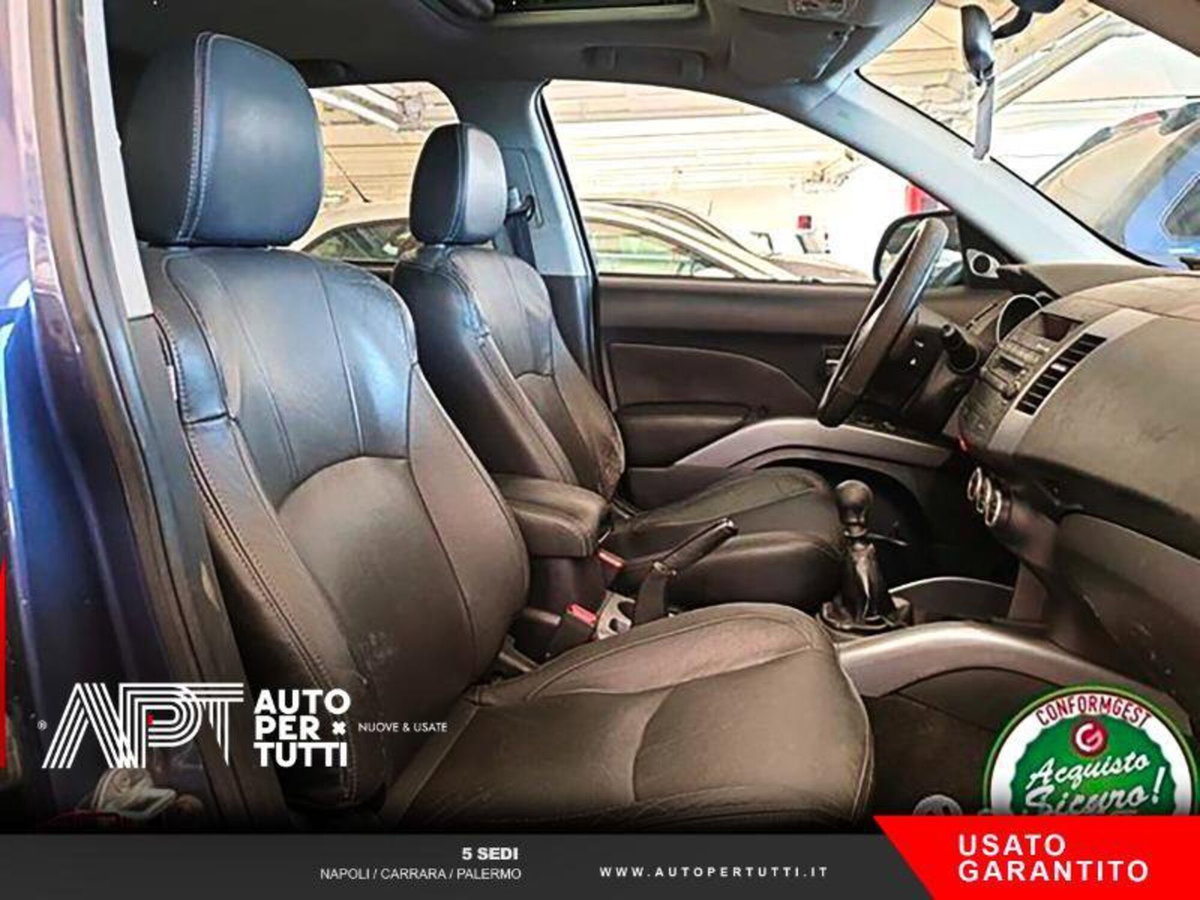 Mitsubishi Outlander 2.0 DI-D Instyle DPF 7p.ti (12)