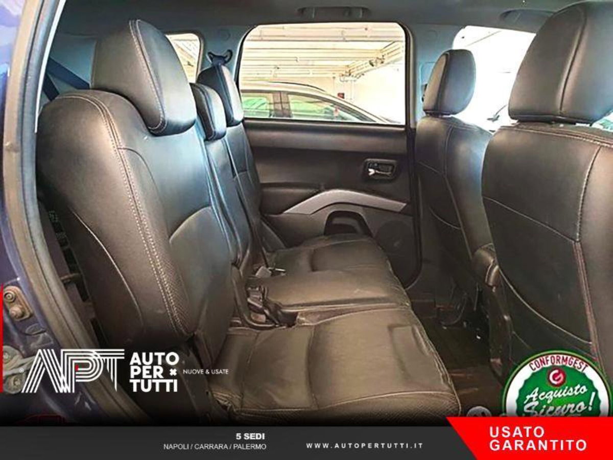 Mitsubishi Outlander 2.0 DI-D Instyle DPF 7p.ti (13)