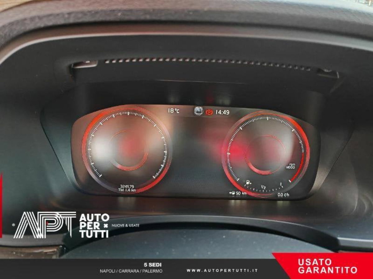 Volvo V90 D5 AWD Geartronic Inscription (6)