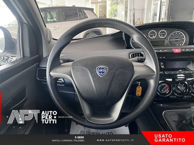 Lancia Ypsilon 0.9 TwinAir 85 CV 5 porte Metano Ecochic Elefantino (10)