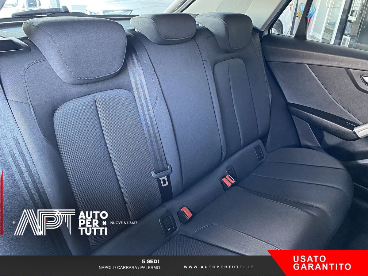 Audi Q2 Q2 1.4 TFSI COD Business (17)