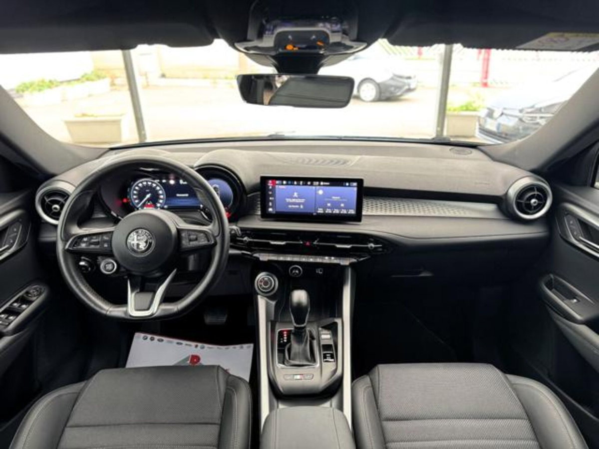 Alfa Romeo Tonale 1.6 Sprint 130cv tct6 (9)
