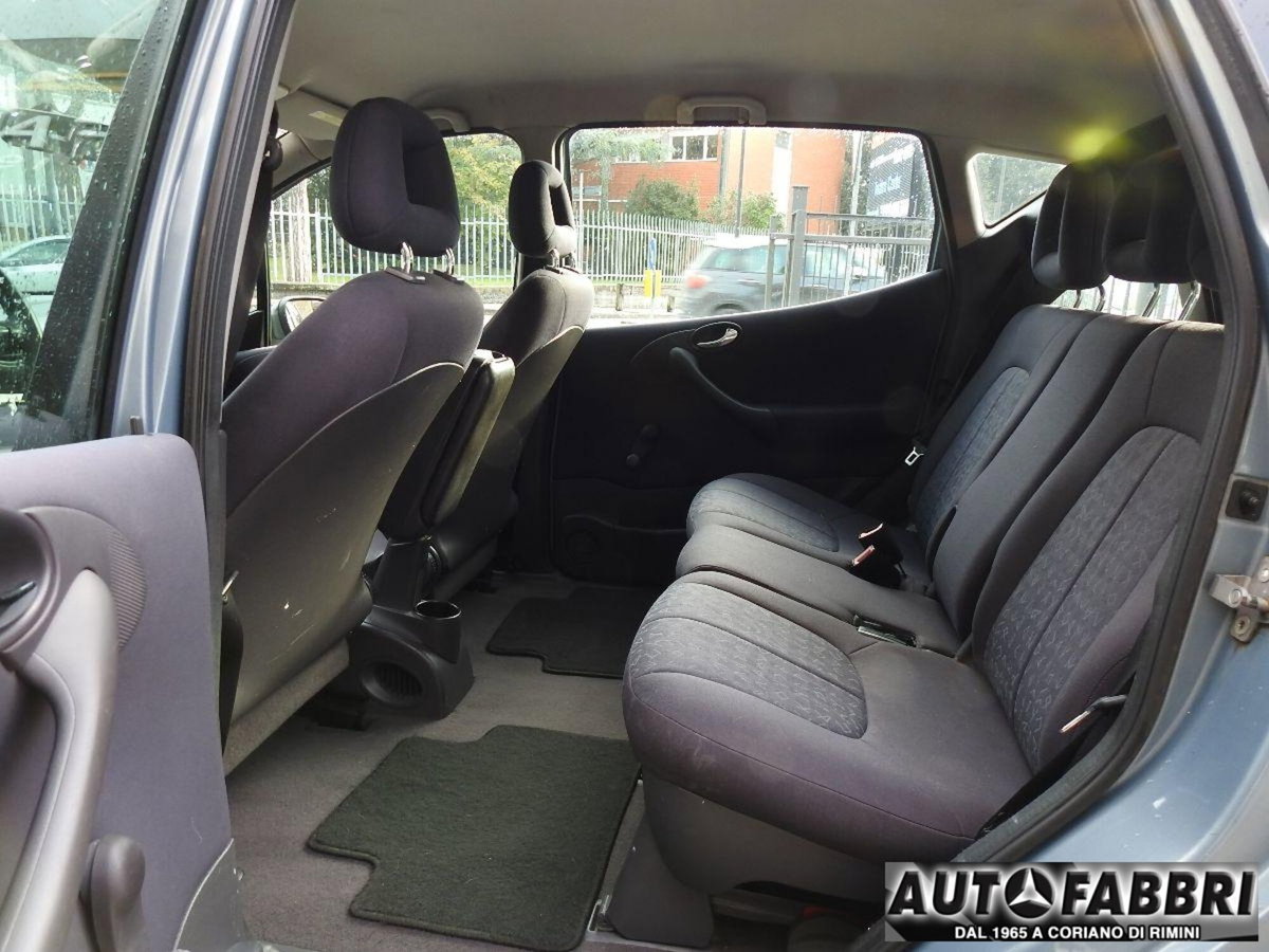 Mercedes-Benz Classe A 170 CDI cat Classic Lunga (16)