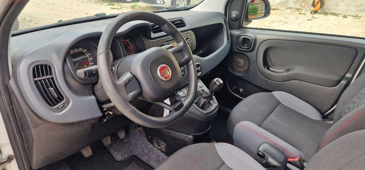 Fiat Panda 1.3 MJT 95 CV S&S Easy (10)