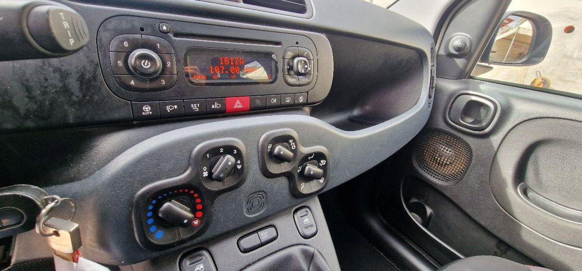 Fiat Panda 1.3 MJT 95 CV S&S Easy (14)