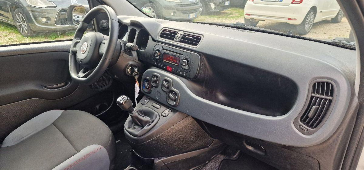 Fiat Panda 1.3 MJT 95 CV S&S Easy (18)