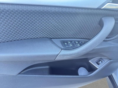 BMW X1 sDrive20d Business Advantage (16)