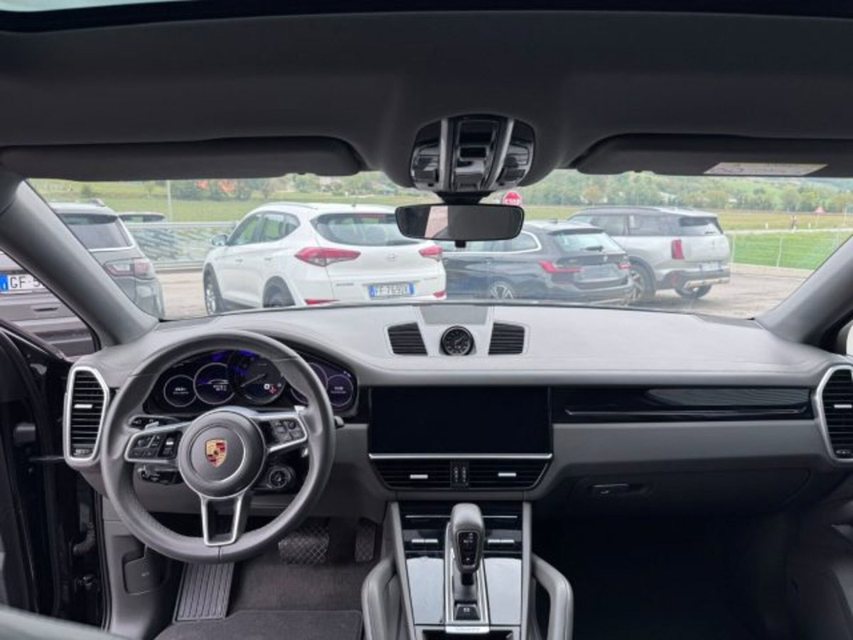 Porsche Cayenne Coupé 3.0 V6 (7)