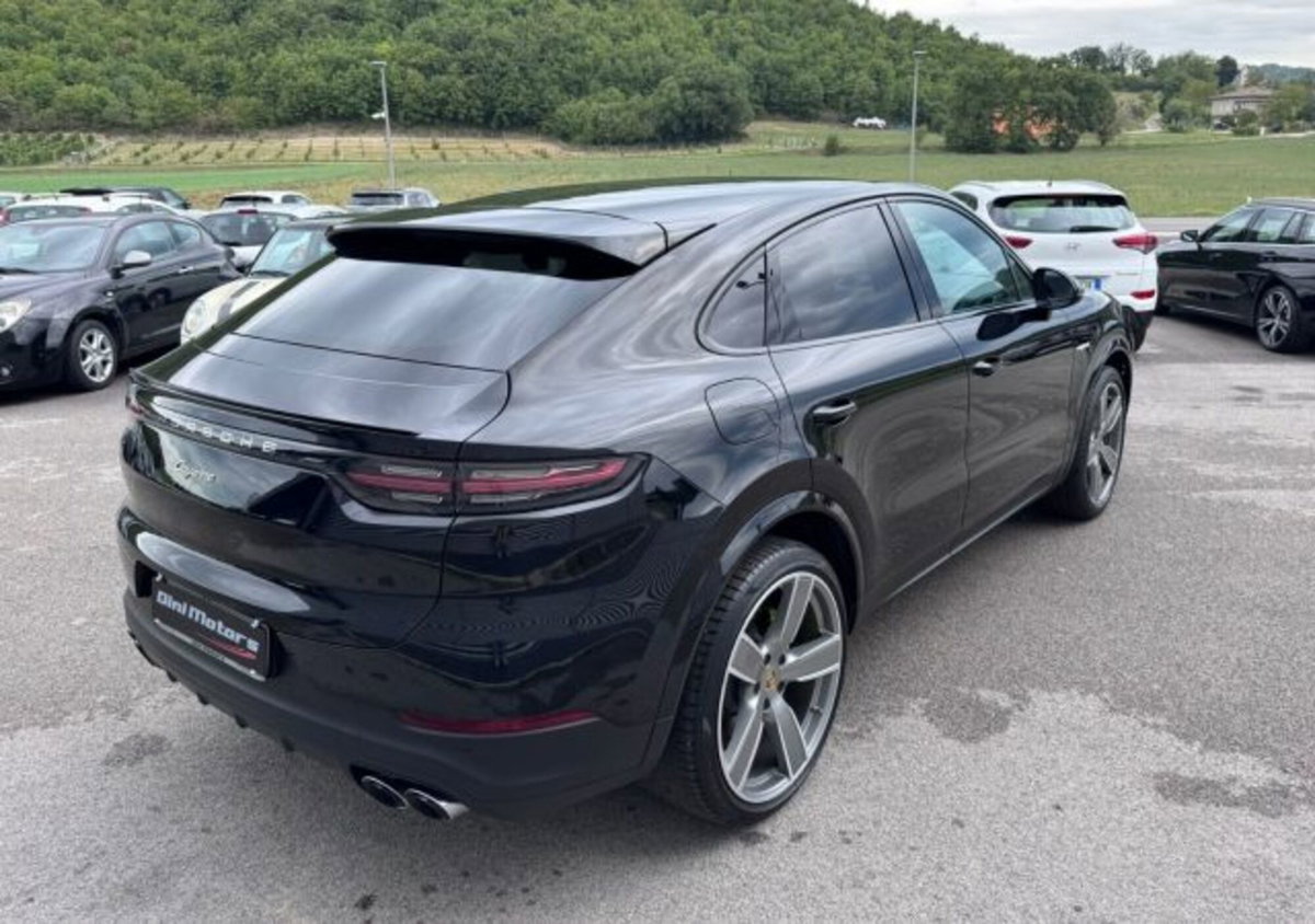 Porsche Cayenne Coupé 3.0 V6 (4)