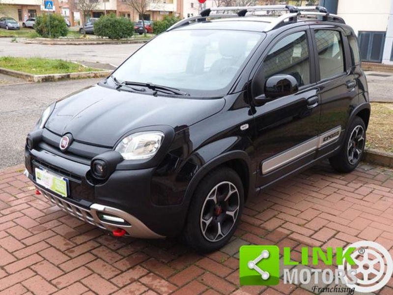 Fiat Panda Cross 1.0 firefly hybrid Cross s&s 70cv 5p.ti