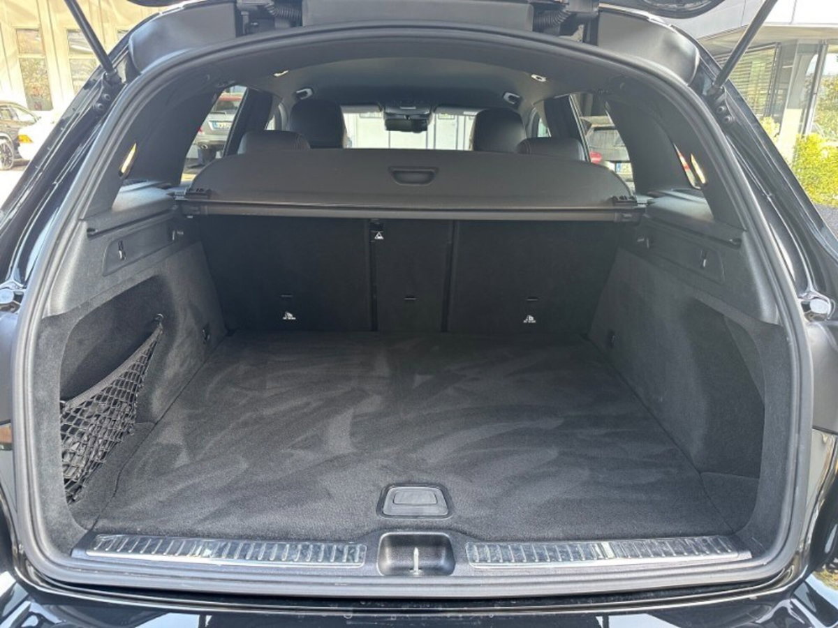 Mercedes-Benz GLC SUV 220 d 4Matic Premium (12)