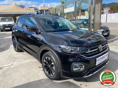 Volkswagen T-Cross 1.0 TSI 110 CV Sport usata