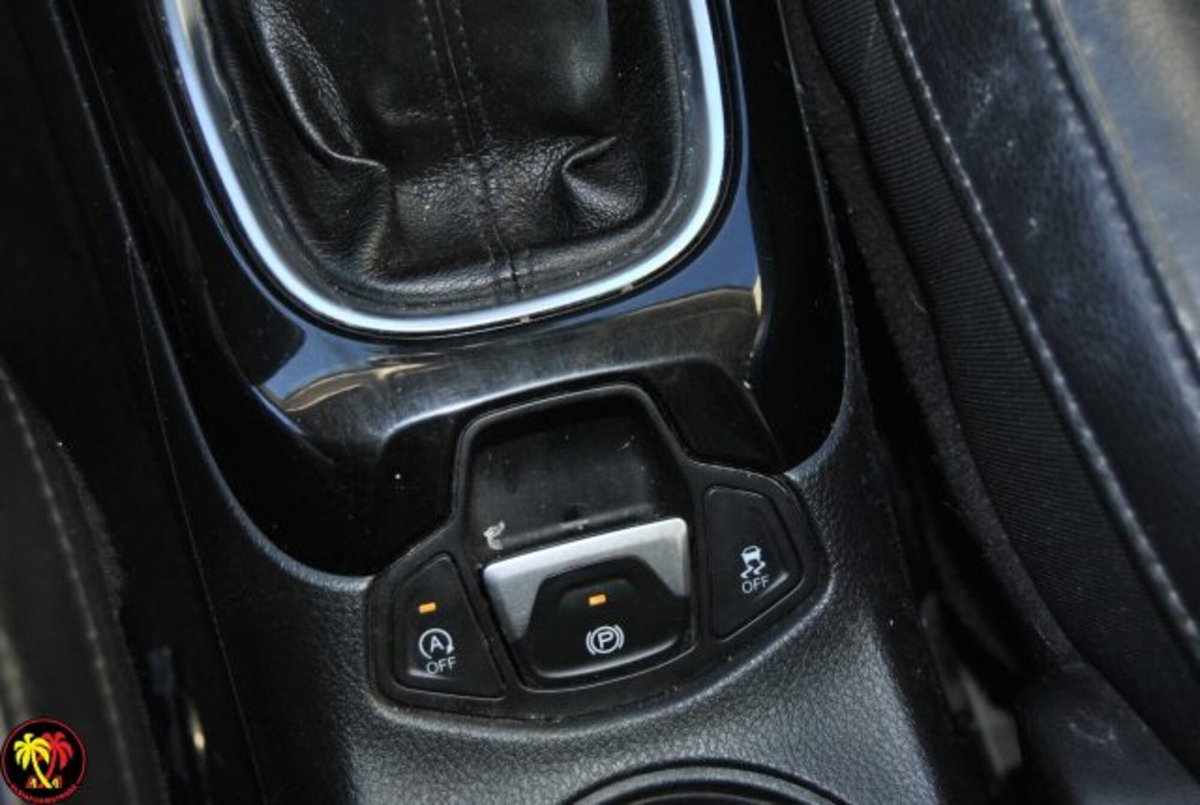 Jeep Compass 1.6 Multijet II 2WD Limited (10)