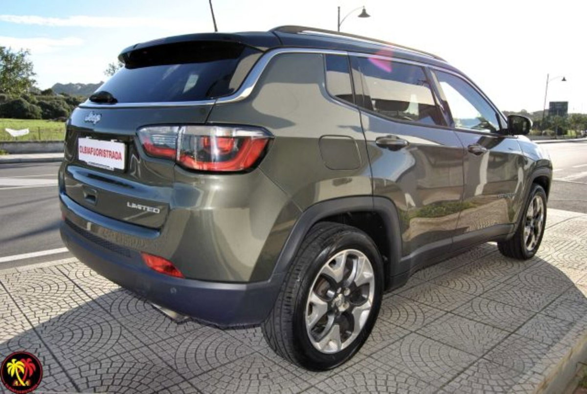 Jeep Compass 1.6 Multijet II 2WD Limited (15)