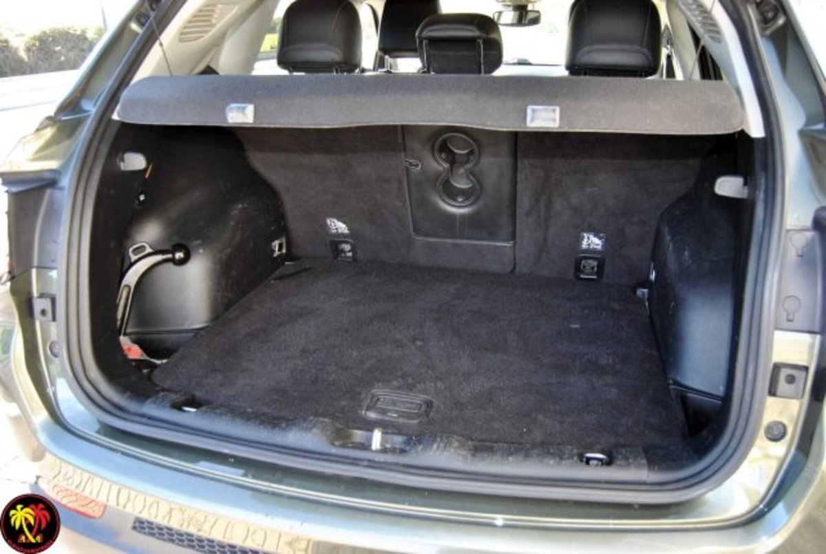 Jeep Compass 1.6 Multijet II 2WD Limited (17)
