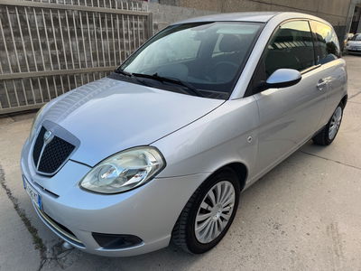 Lancia Ypsilon 1.4 Oro Bianco usata
