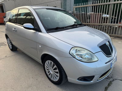 Lancia Ypsilon 1.4 Oro Bianco usata