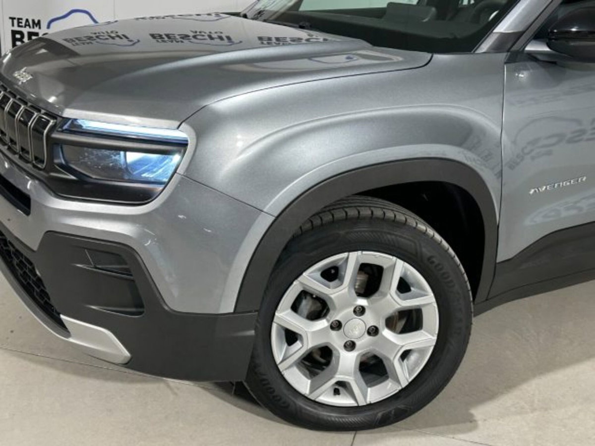 Jeep Avenger 1.2 turbo Altitude fwd 100cv (15)